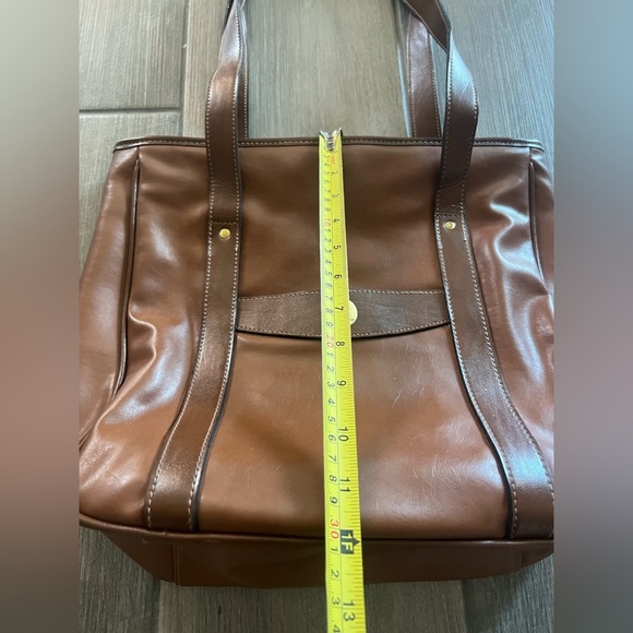 In very good condition. Clean interior. Please check pics for all details - Picture 6 of 11